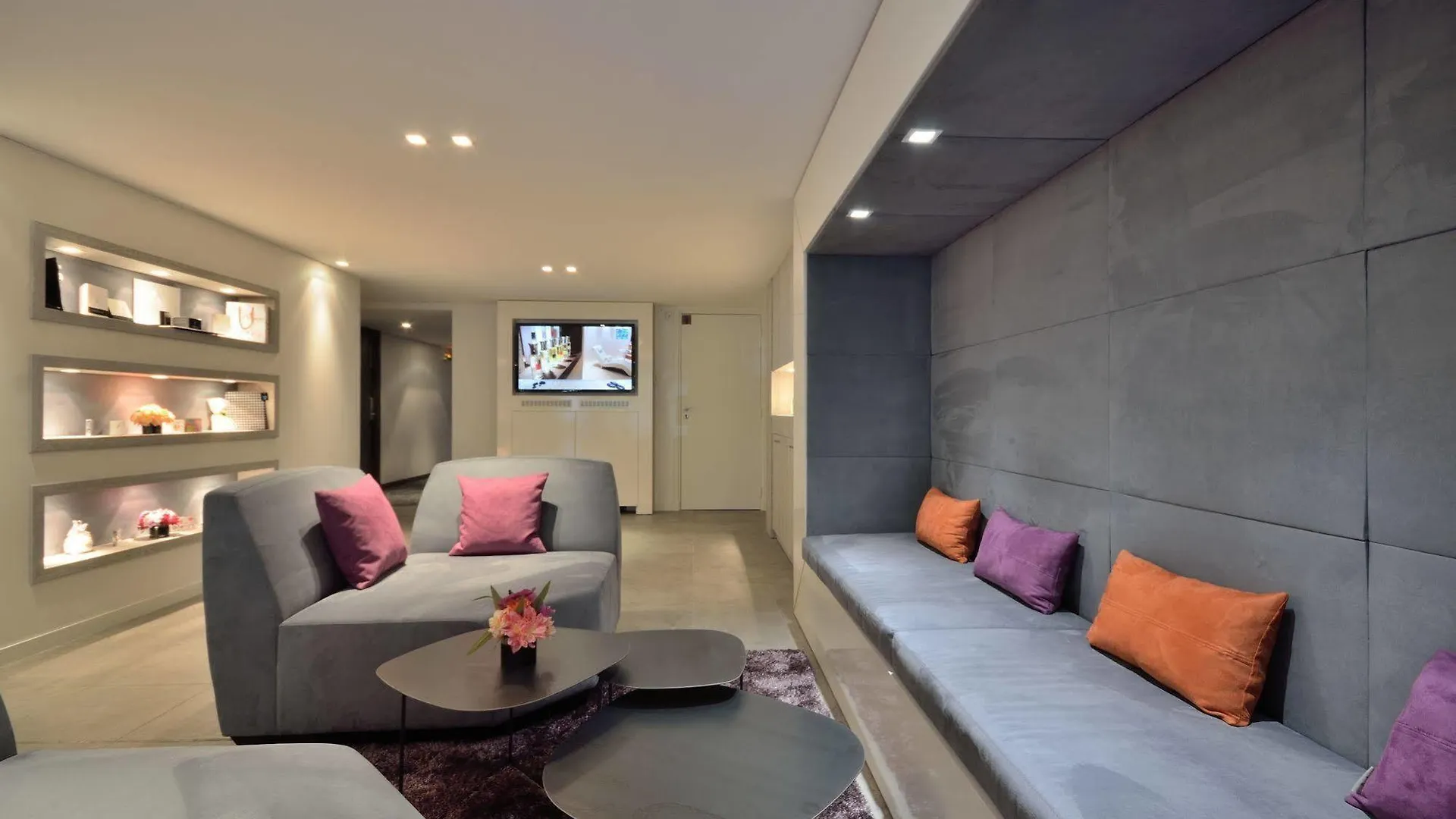 ****  Cezanne Hotel Cannes France