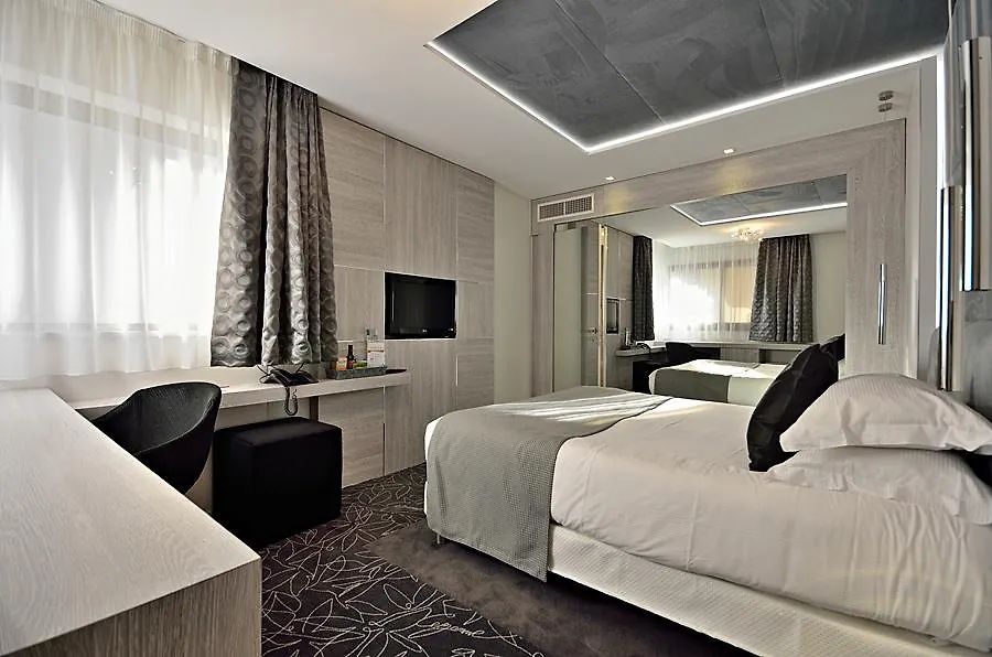 Cézanne Hôtel Spa Cannes 4*,